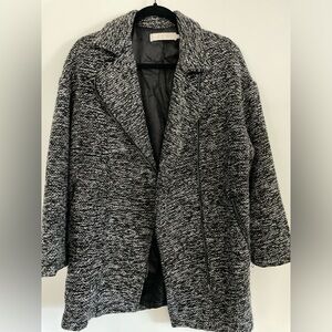 ASTR Black & White Marbled Coat